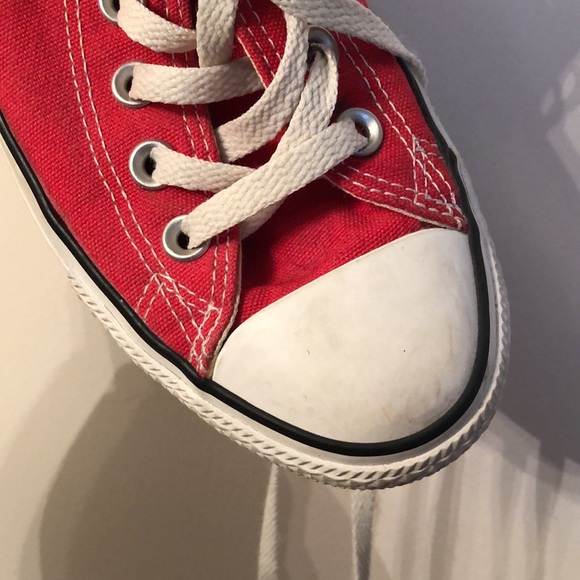 Red high top converse - Picture 3 of 13